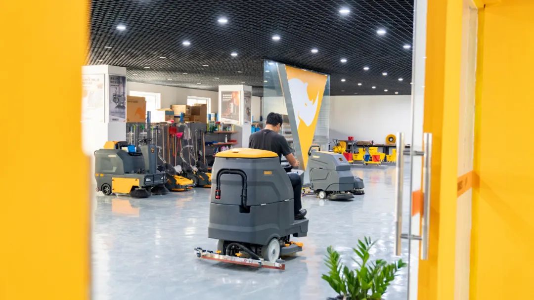 橙犀K80洗地機的廣泛應用 橙犀K80洗地機的廣泛應用