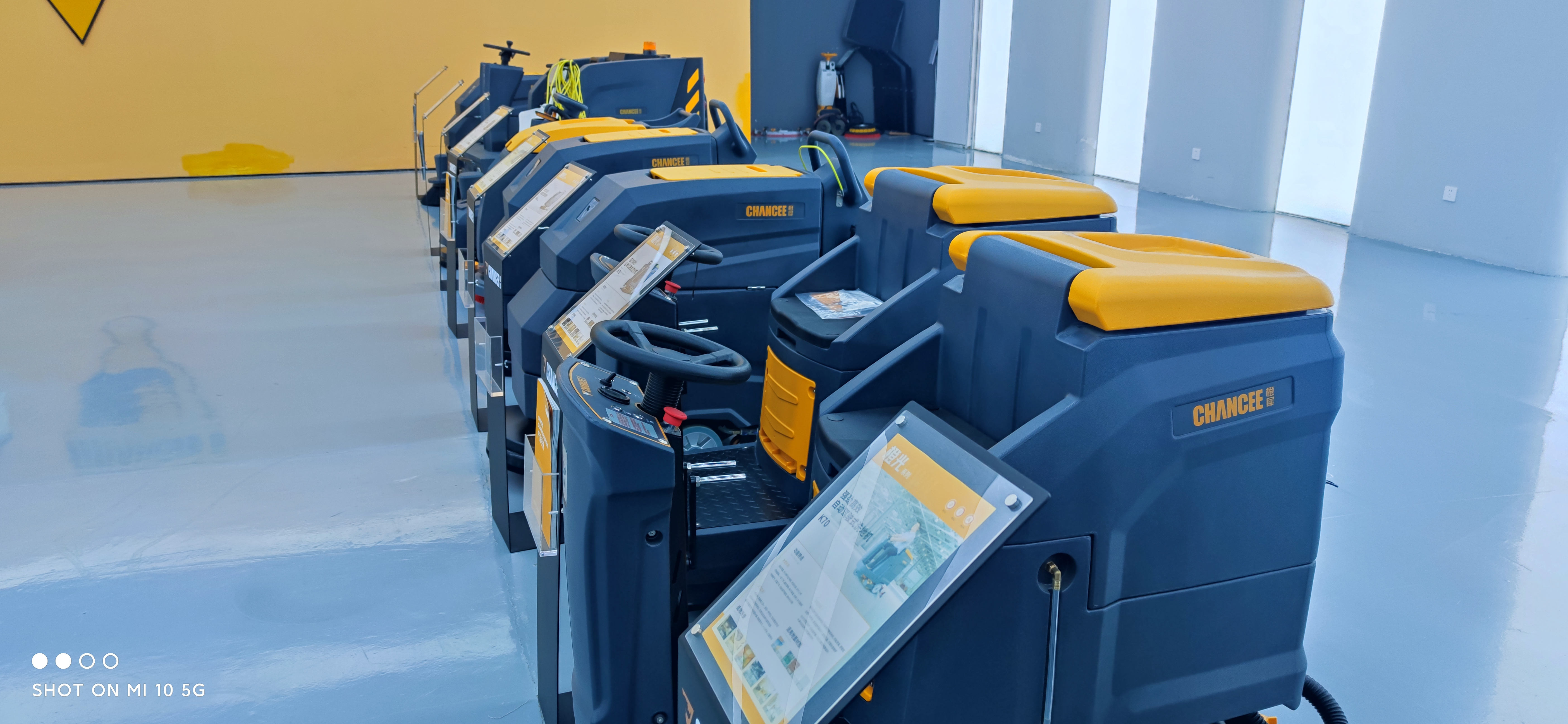 什么品牌的電動洗地機值得信賴